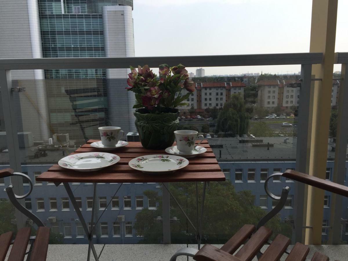 Marcelin Apartments Познань Экстерьер фото